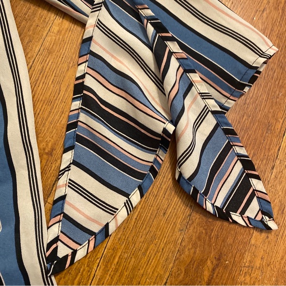 W5 ANTHROPOLOGIE Women's Small Blue White Pink Hanging Split Sleeve Top Blouse - Picture 9 of 14